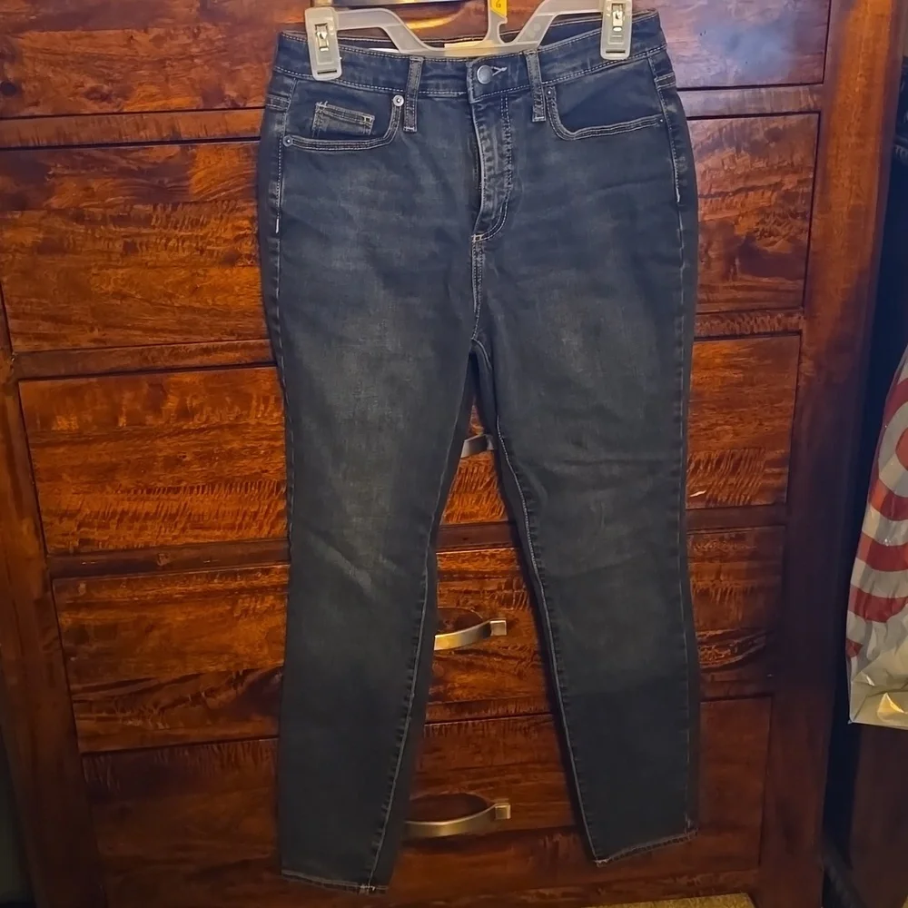 Universal Thread jeans - Picture 1 of 3